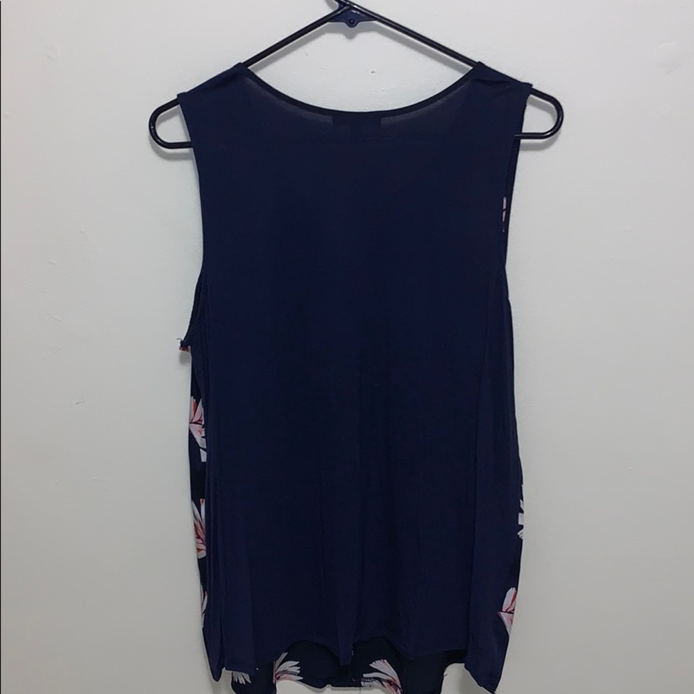 Express Floral tank - Picture 4 of 4